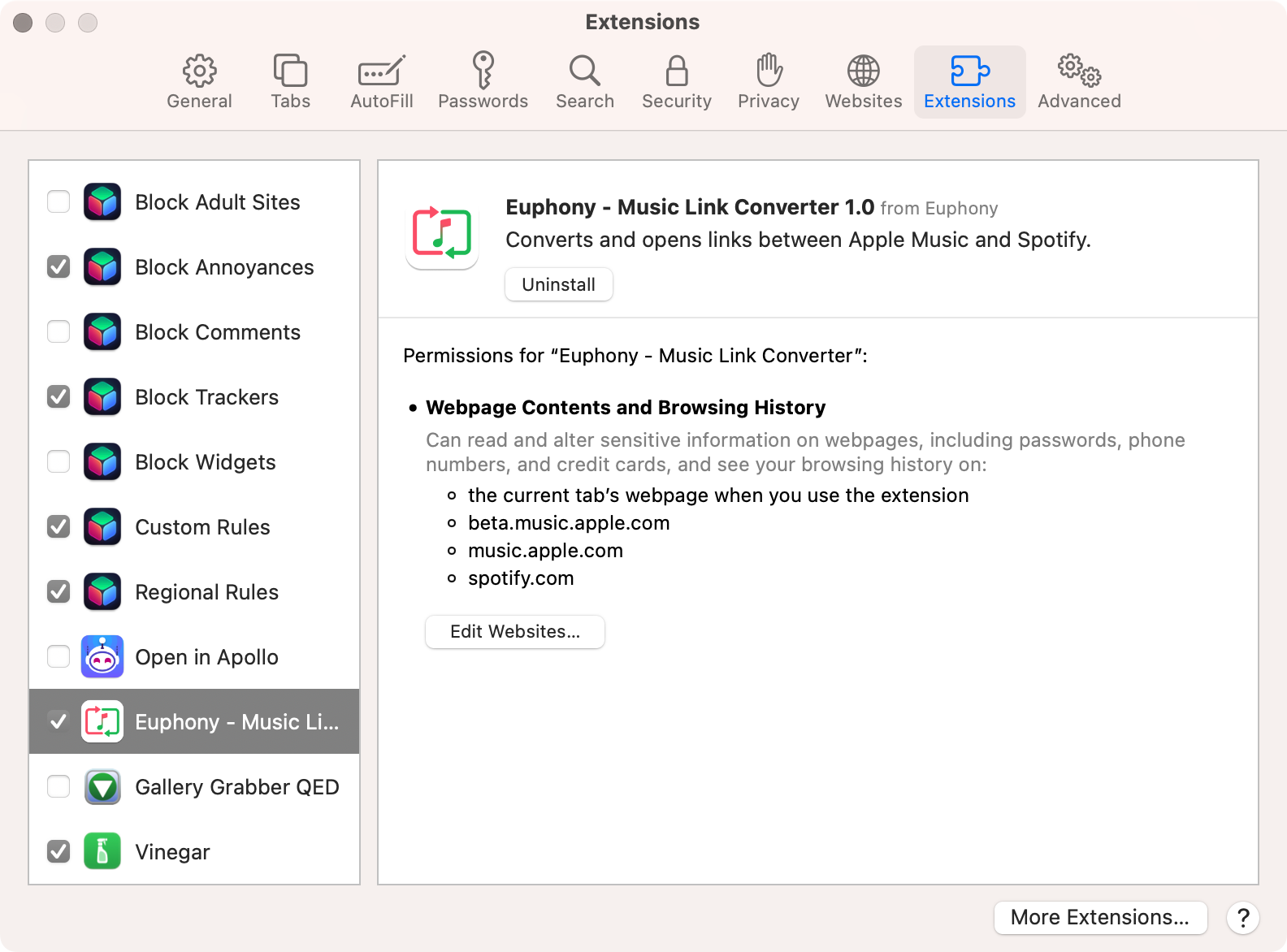 Safari preferences opened to the Extensions pane.